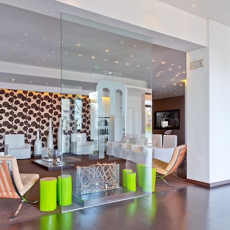 Mediterranea Hotel & Convention Center ساليرنو المظهر الخارجي الصورة