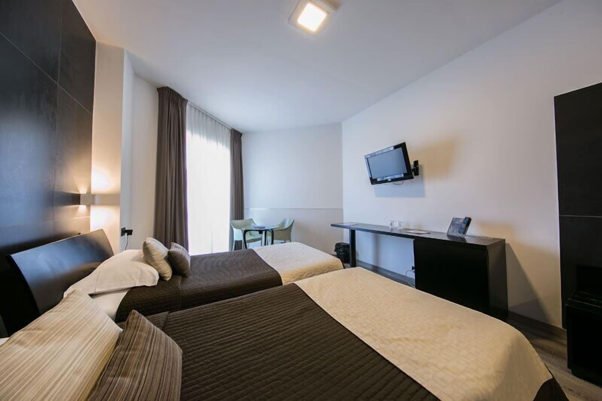 Mediterranea Hotel & Convention Center ساليرنو المظهر الخارجي الصورة