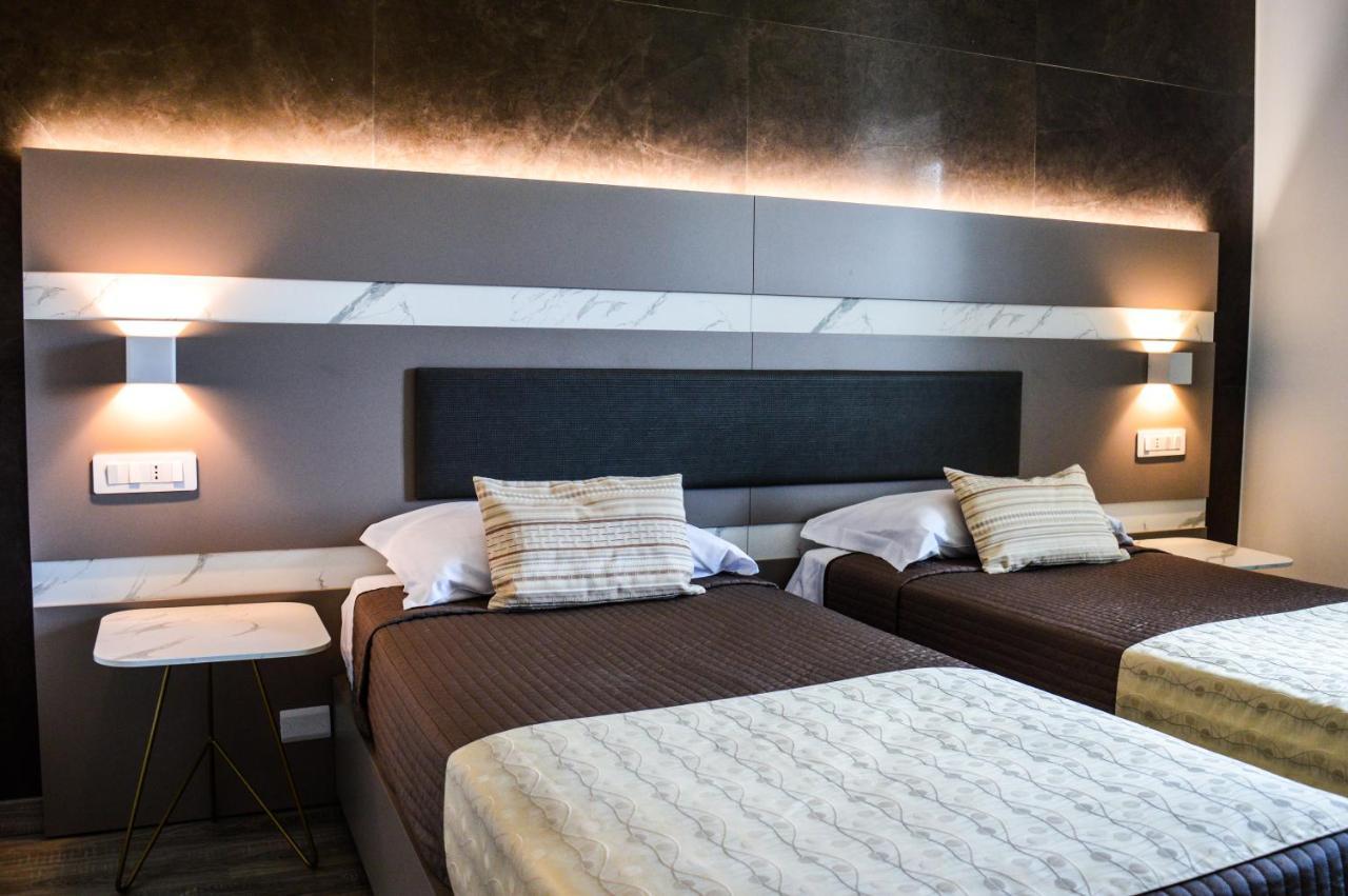 Mediterranea Hotel & Convention Center ساليرنو المظهر الخارجي الصورة