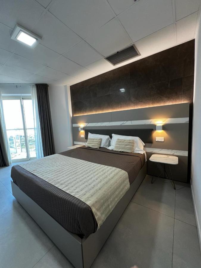 Mediterranea Hotel & Convention Center ساليرنو المظهر الخارجي الصورة