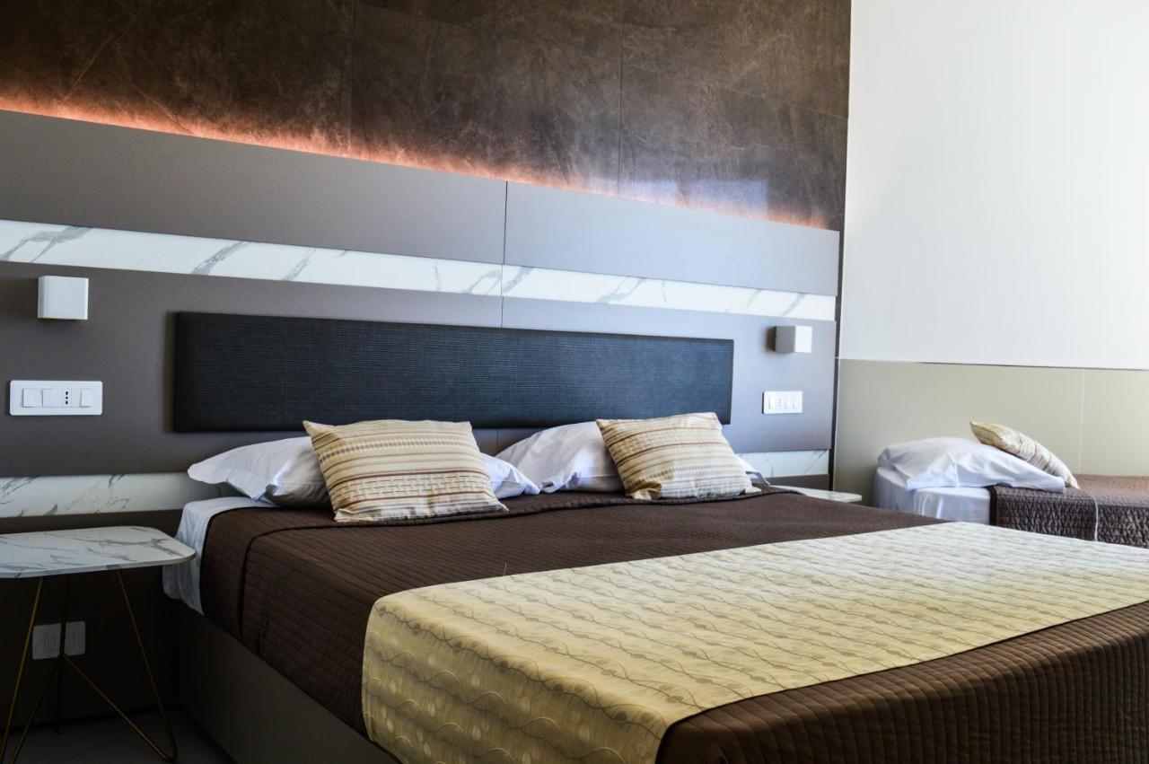 Mediterranea Hotel & Convention Center ساليرنو المظهر الخارجي الصورة